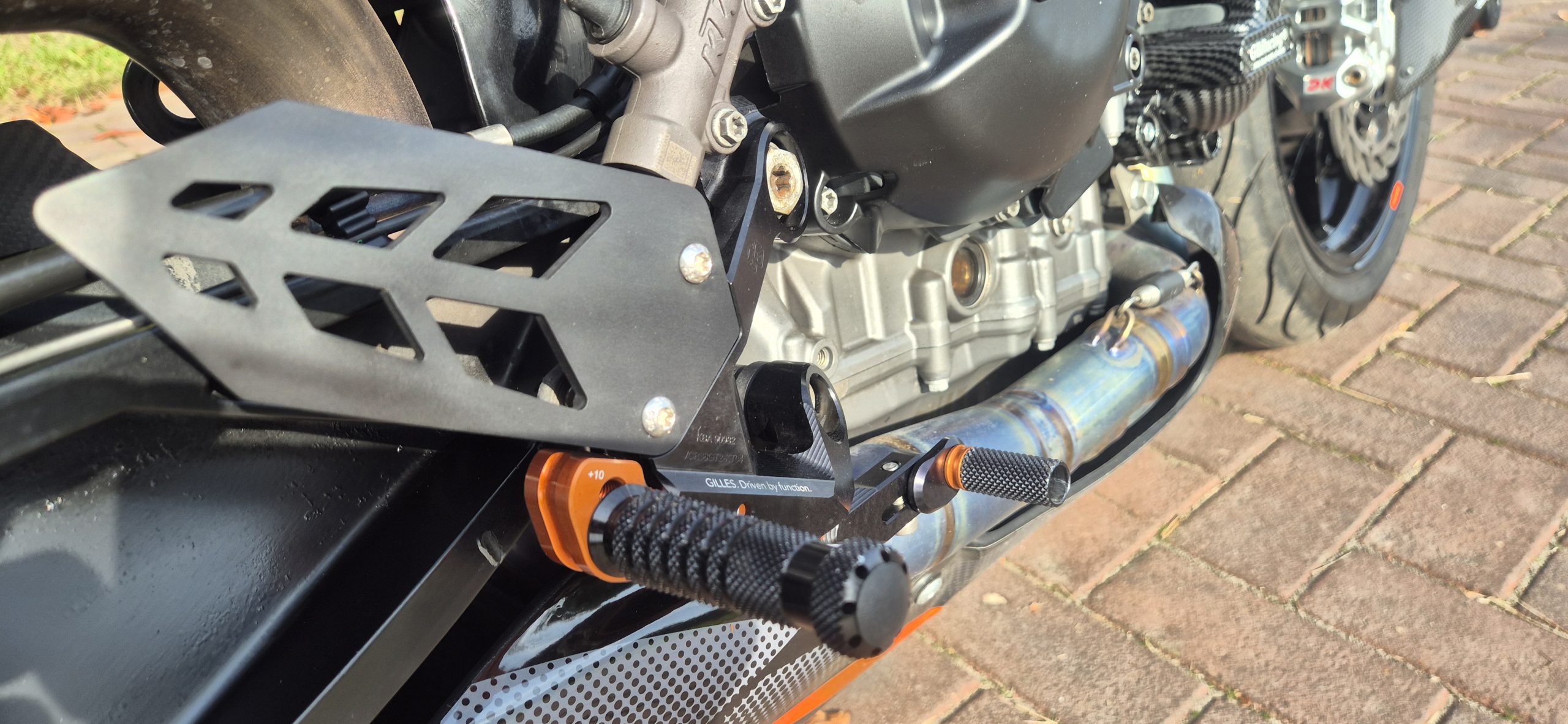 KTM 790 Duke – vol optie foto