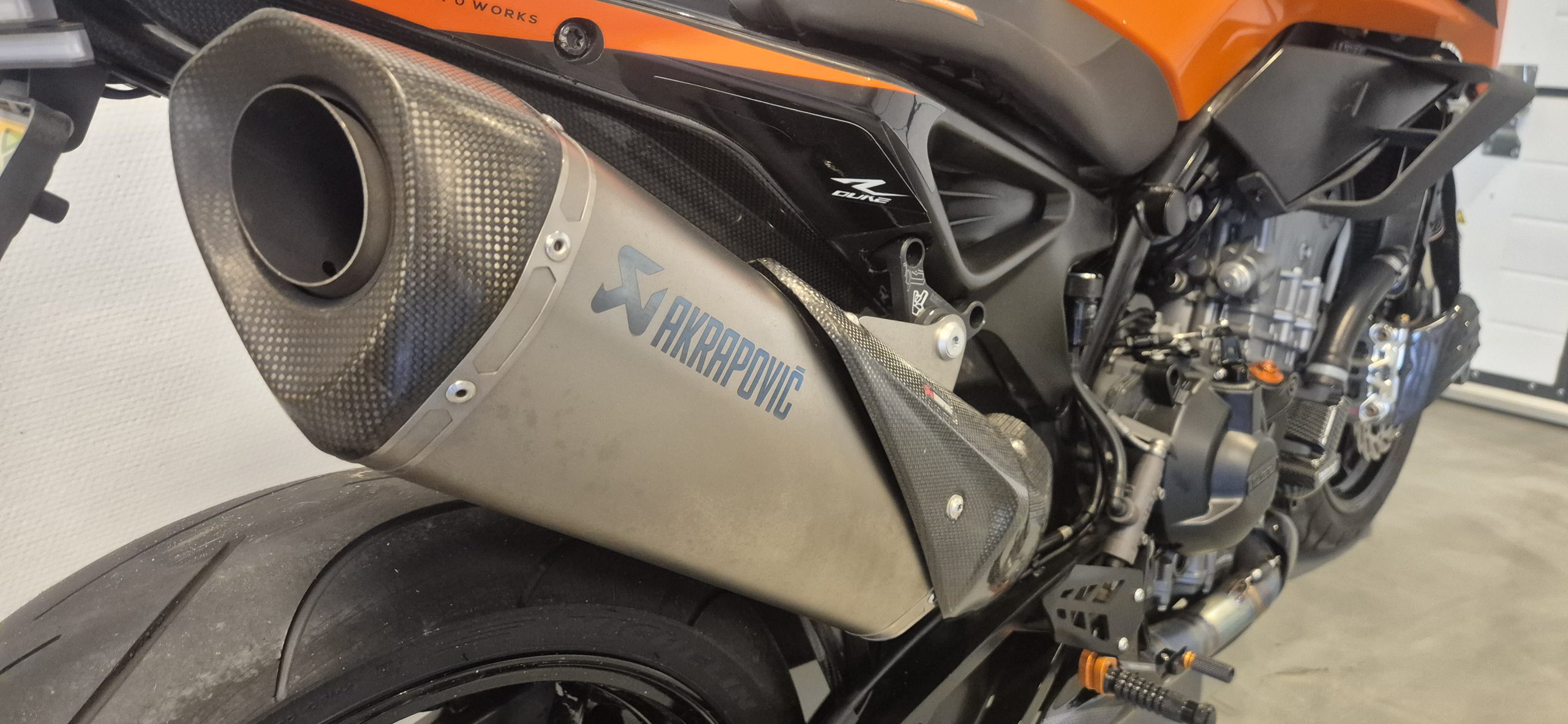 KTM 790 Duke – vol optie foto