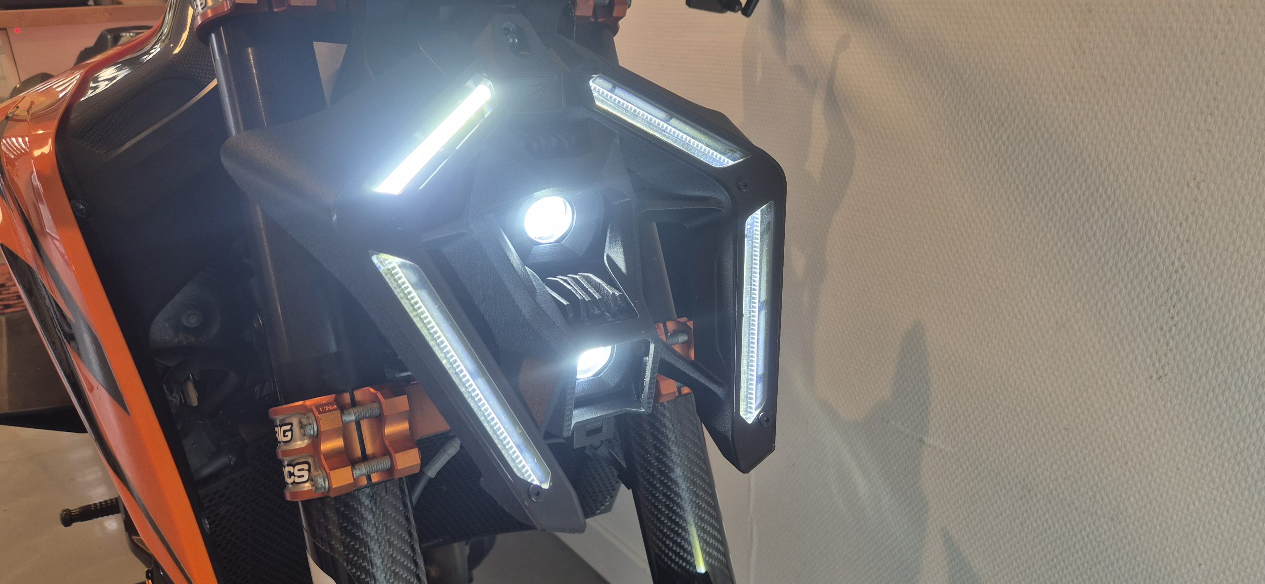 KTM 790 Duke – vol optie foto